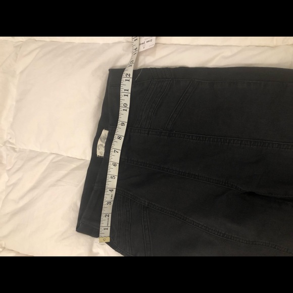 Free people black size 26. Host Pick 4-17-22. FINAL MARKDOWN - Picture 6 of 12